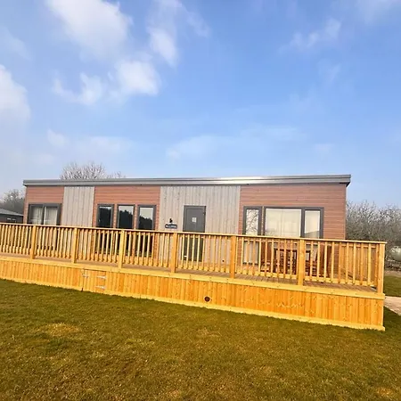 Blakey Lodge At Galtres Retreat Pickering Exterior photo